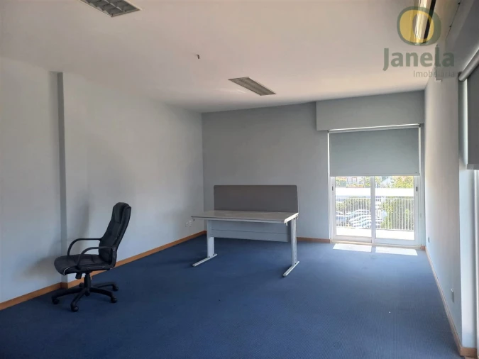 Escritório para Arrendamento em Montenegro Foto 2