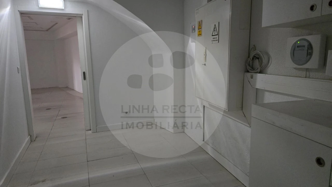 Loja para Arrendamento em União das Freguesias de Setúbal Foto 8