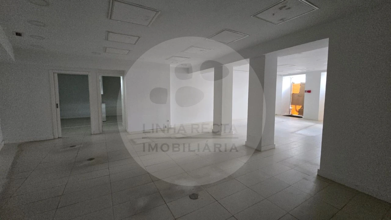 Loja para Arrendamento em União das Freguesias de Setúbal Foto 5