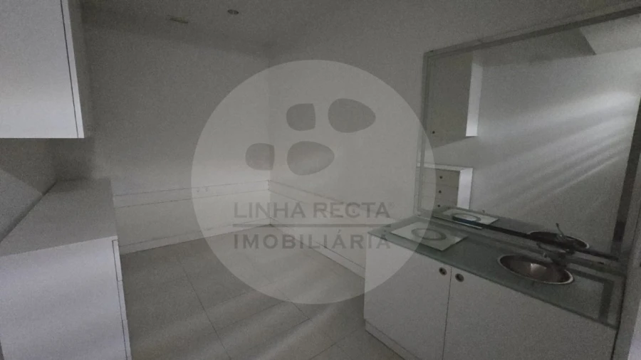 Loja para Arrendamento em União das Freguesias de Setúbal Foto 7