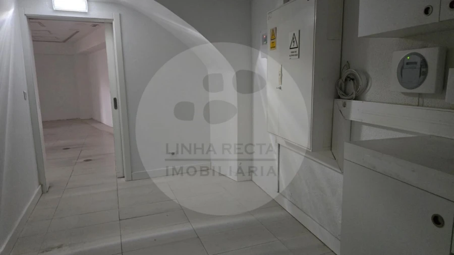 Loja para Arrendamento em União das Freguesias de Setúbal Foto 8