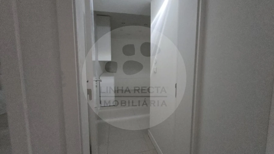 Loja para Arrendamento em União das Freguesias de Setúbal Foto 10