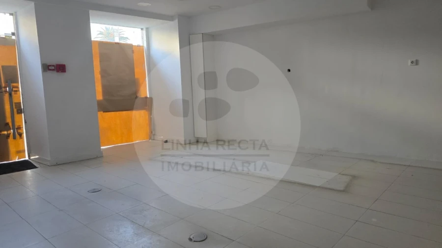 Loja para Arrendamento em União das Freguesias de Setúbal Foto 13