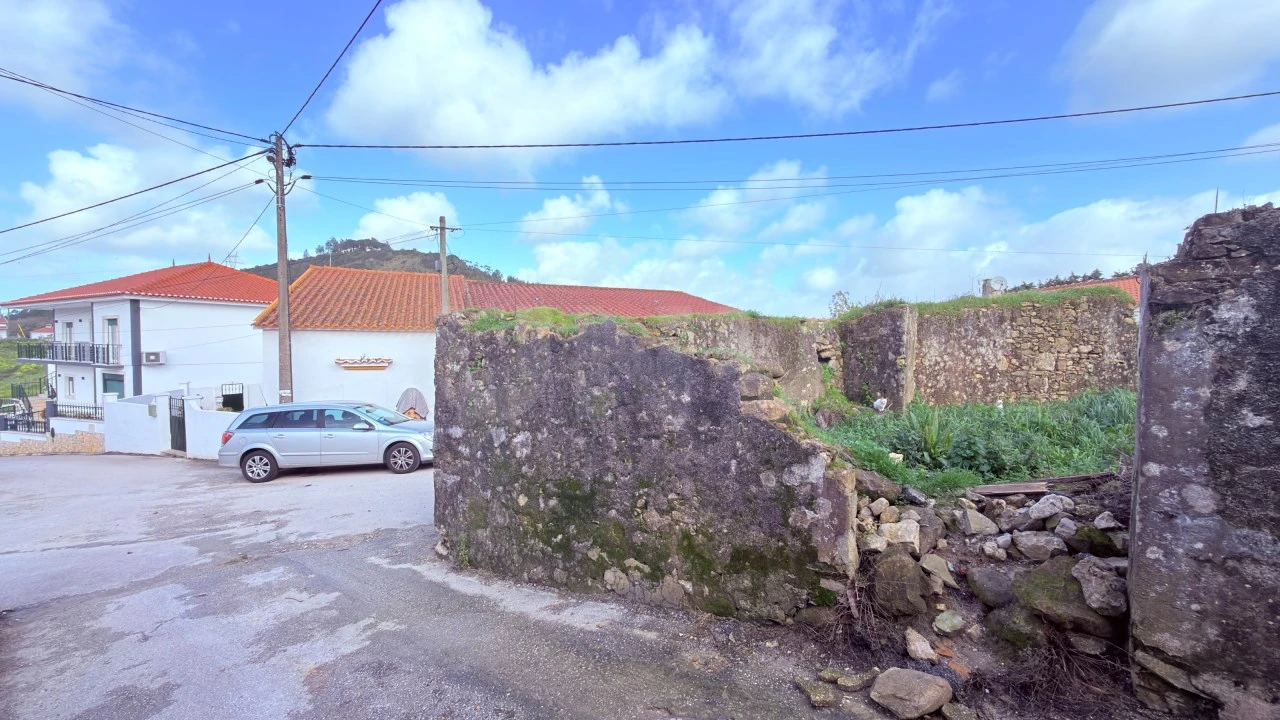 Moradia T3 para Venda em Dois Portos e Runa Foto 21