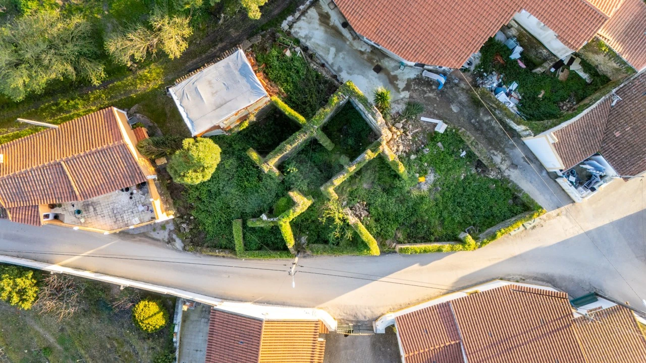 Moradia T3 para Venda em Dois Portos e Runa Foto 1