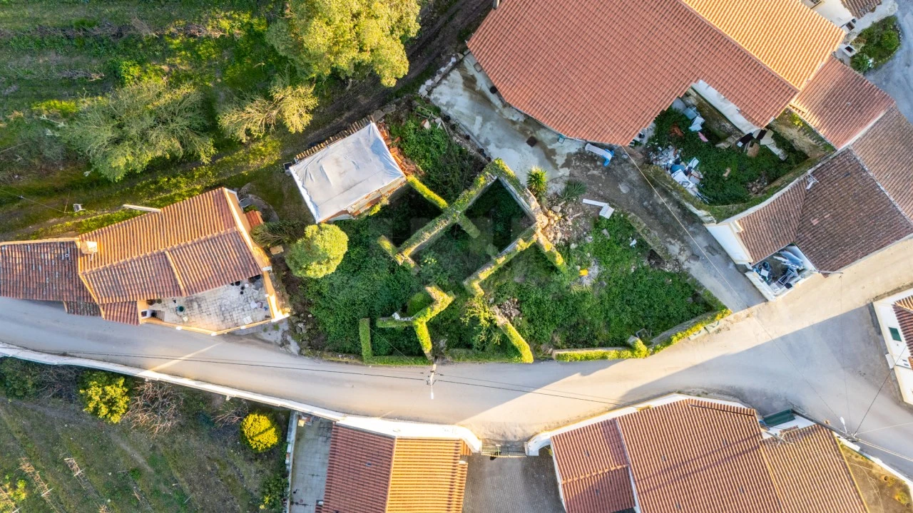 Moradia T3 para Venda em Dois Portos e Runa Foto 2