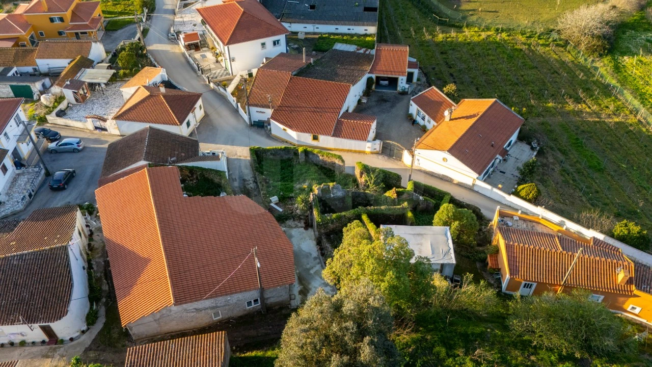 Moradia T3 para Venda em Dois Portos e Runa Foto 8