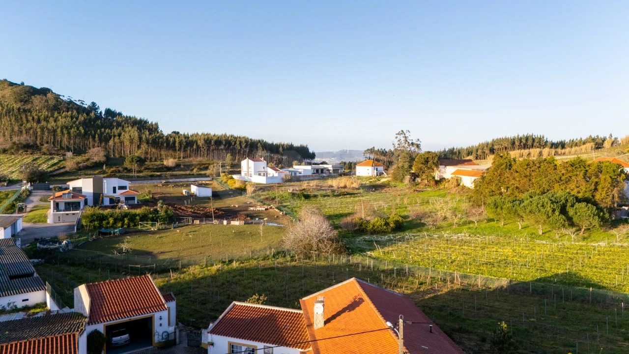 Moradia T3 para Venda em Dois Portos e Runa Foto 12