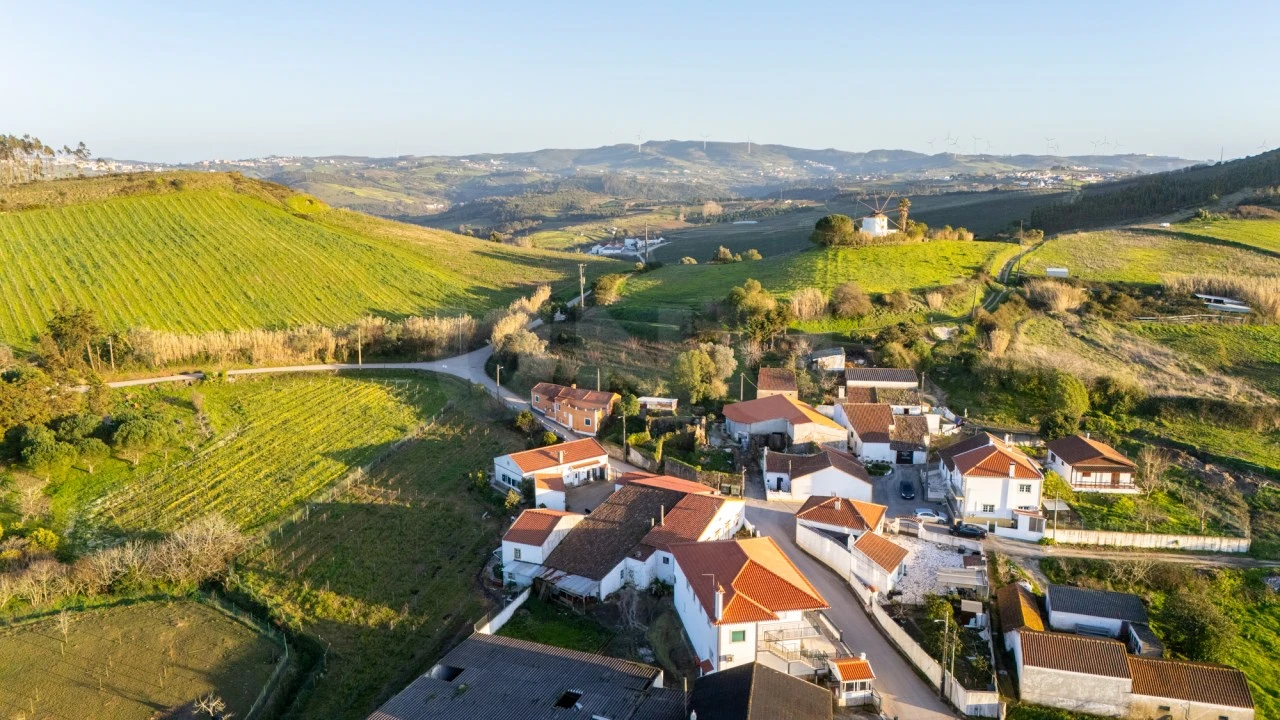Moradia T3 para Venda em Dois Portos e Runa Foto 17