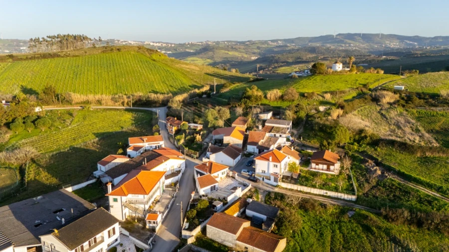 Moradia T3 para Venda em Dois Portos e Runa Foto 16