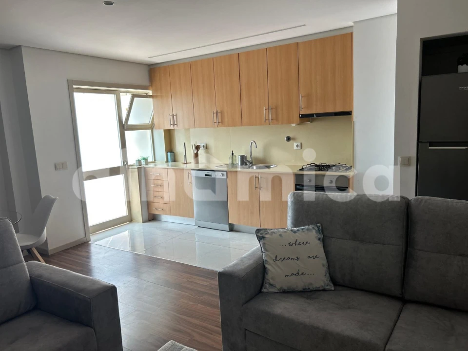 Apartamento T2 para Venda em Vila Nova de Famalicão e Calendário Foto 1