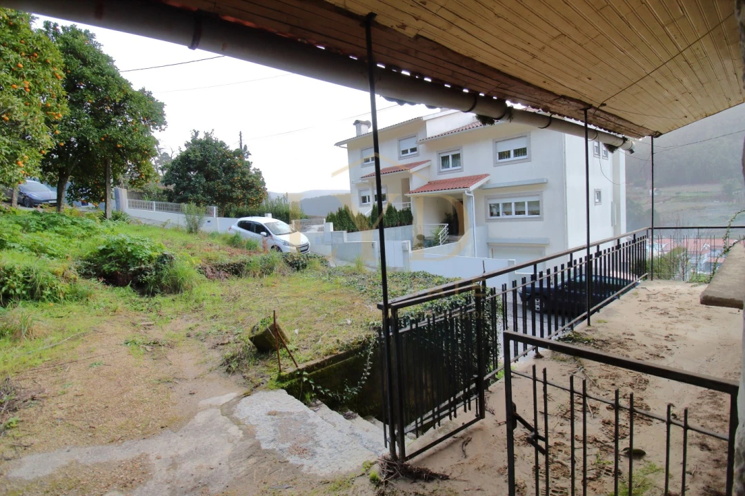 Moradia T2 para Venda em São Martinho de Sardoura Foto 14
