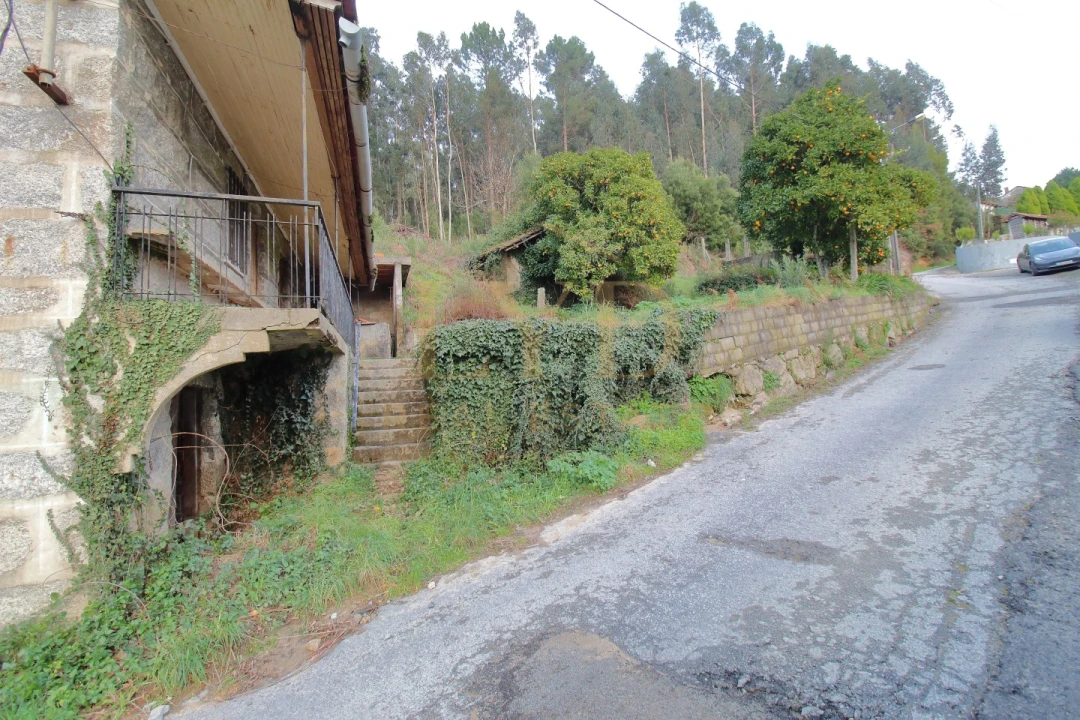 Moradia T2 para Venda em São Martinho de Sardoura Foto 19