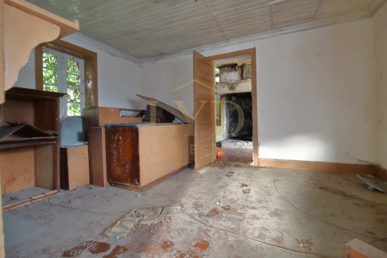 Moradia T2 para Venda em São Martinho de Sardoura Foto 9