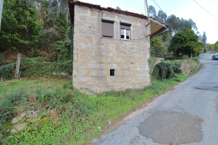 Moradia T2 para Venda em São Martinho de Sardoura Foto 21