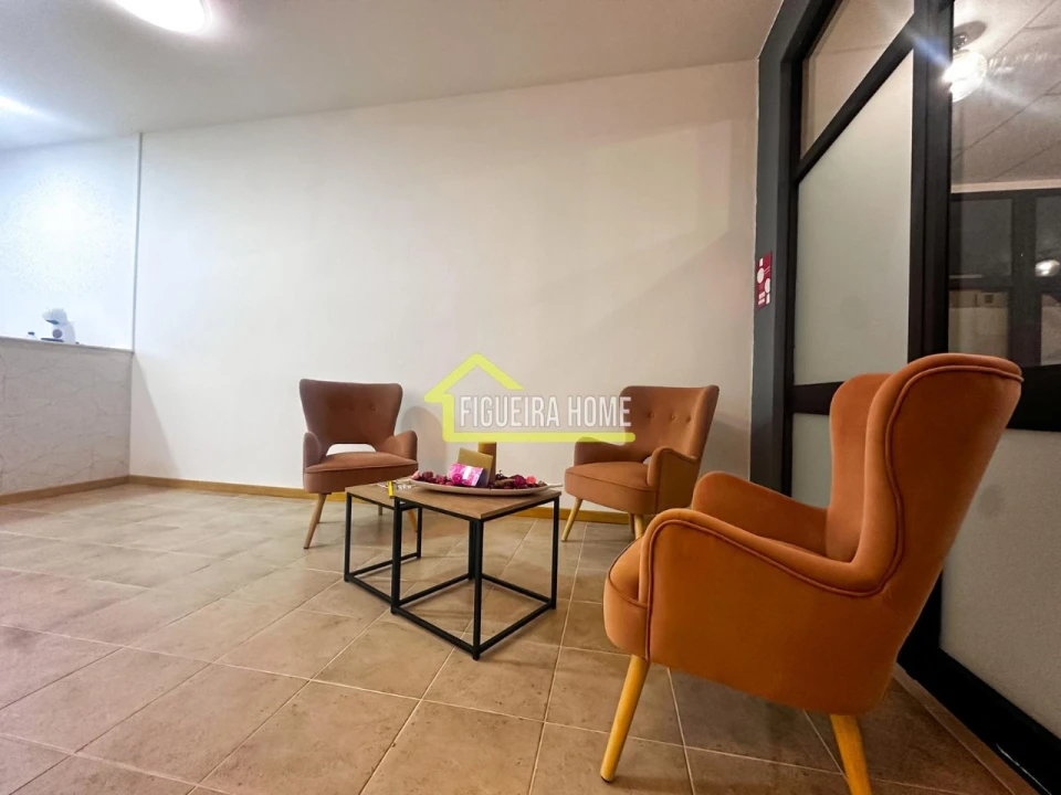 Loja para Arrendamento em Buarcos Foto 3