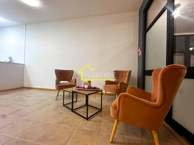 Loja para Arrendamento em Buarcos Foto 3