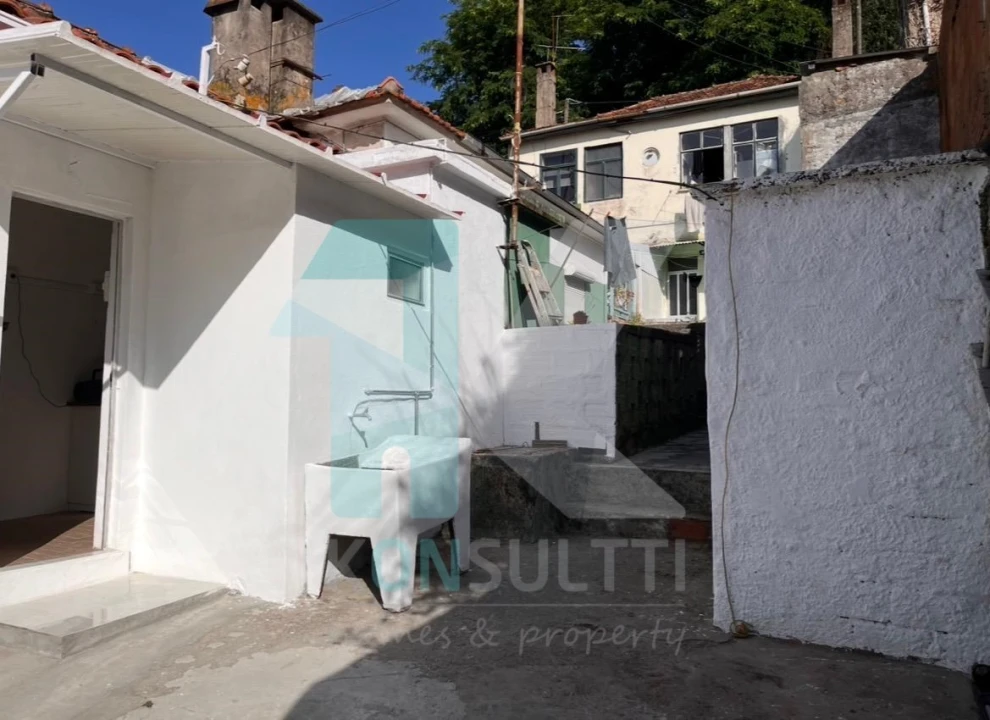 Moradia T10 para Venda em Mafamude e Vilar do Paraíso Foto 3