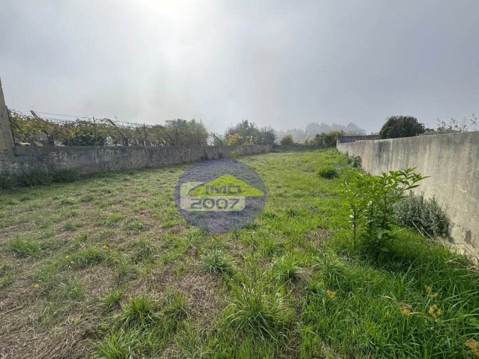 Terreno para Venda em Paramos Foto 13