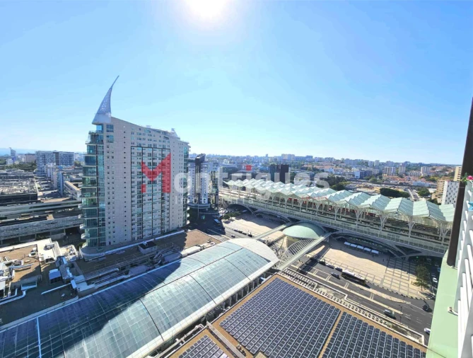 Apartamento T3 para Venda em Parque das Nações Foto 3