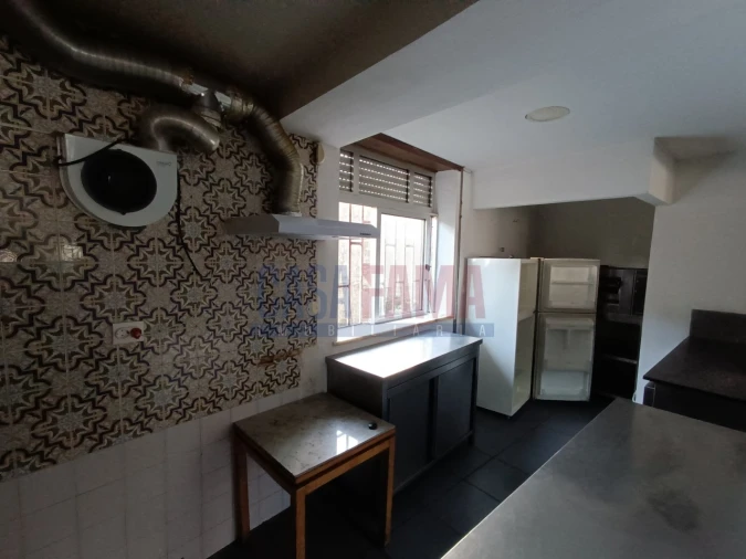 Negócio para Venda em Braga (Maximinos, Sé e Cividade) Foto 10