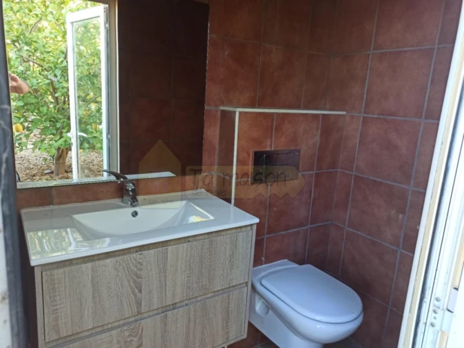 Moradia T5 para Venda em Quelfes Foto 45