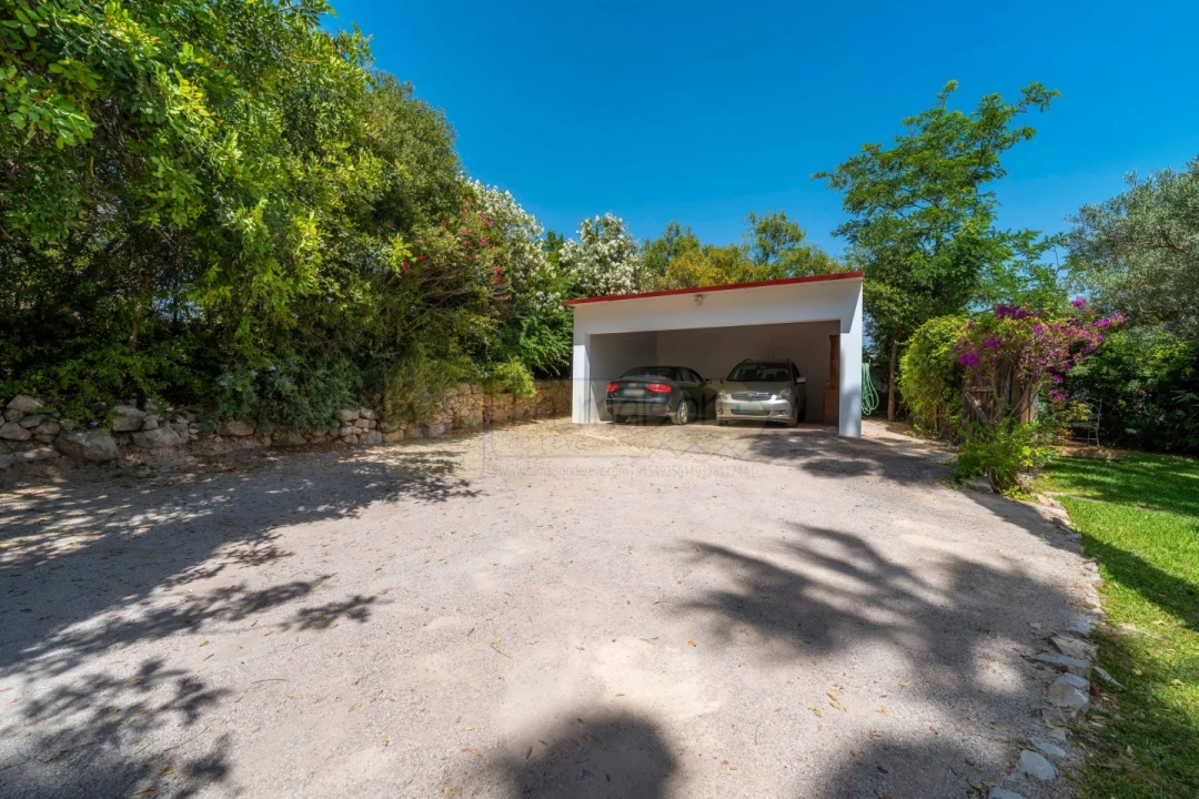 Moradia T3 para Venda em Santa Barbara de Nexe Foto 27