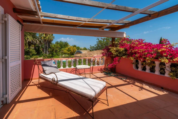 Moradia T3 para Venda em Santa Barbara de Nexe Foto 7