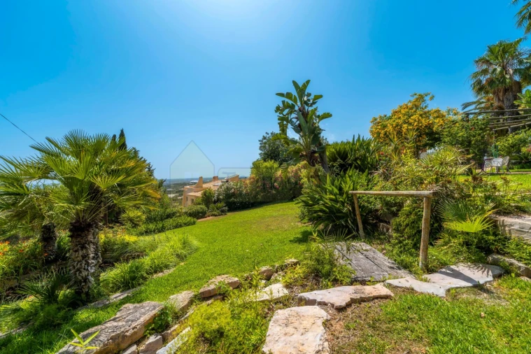 Moradia T3 para Venda em Santa Barbara de Nexe Foto 29