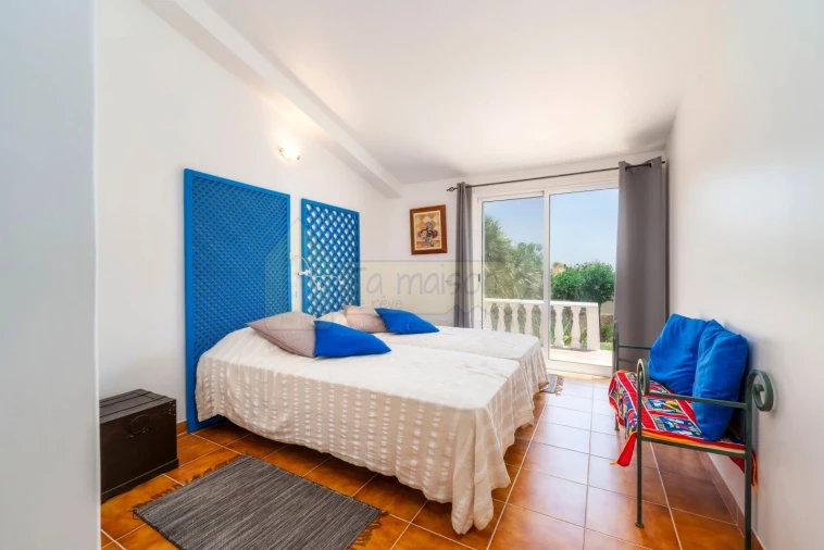 Moradia T3 para Venda em Santa Barbara de Nexe Foto 35