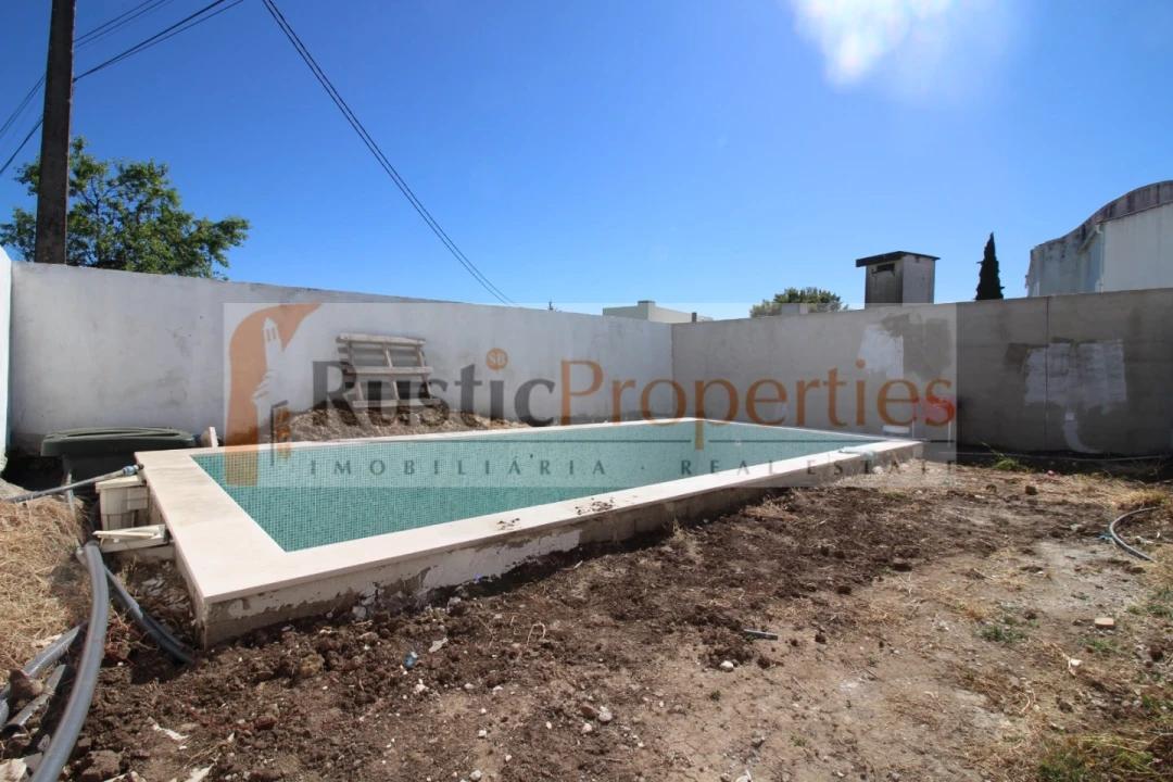 Moradia T3 para Venda em São Brás de Alportel Foto 1