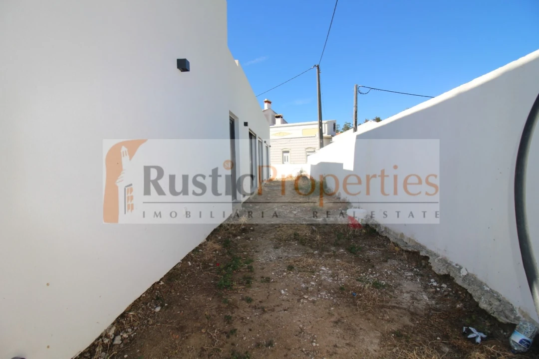 Moradia T3 para Venda em São Brás de Alportel Foto 12
