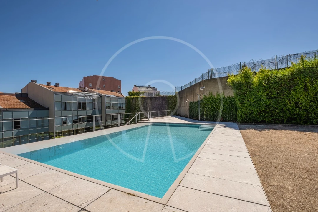 Apartamento T3 para Arrendamento em São Vicente Foto 32