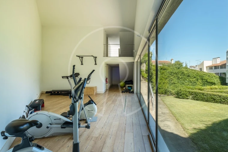 Apartamento T3 para Arrendamento em São Vicente Foto 28