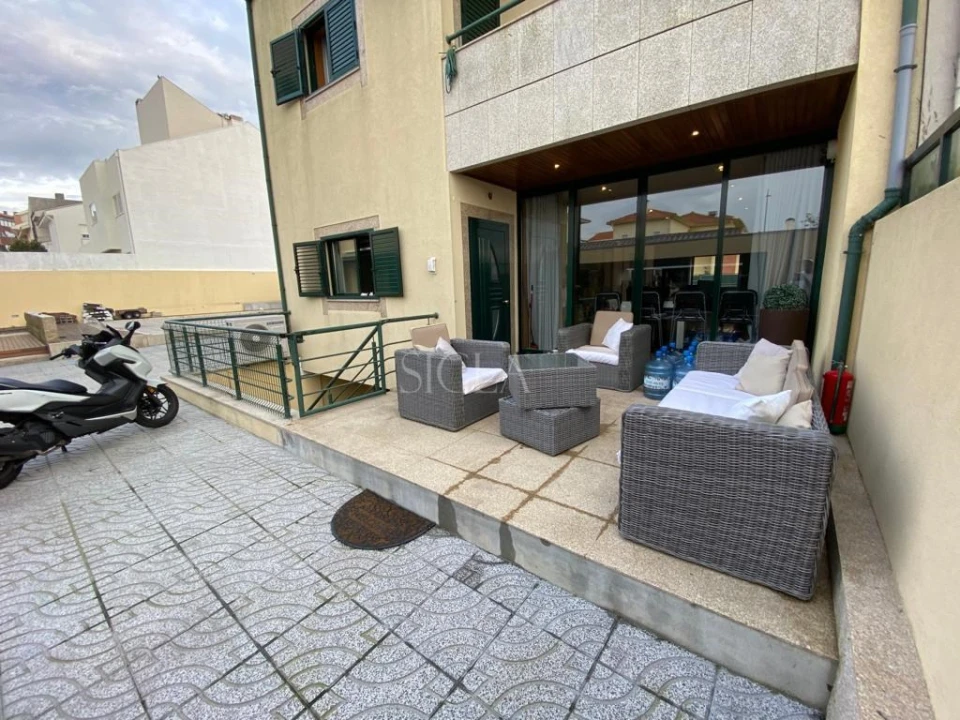 Moradia T4 para Venda em Canidelo Foto 1