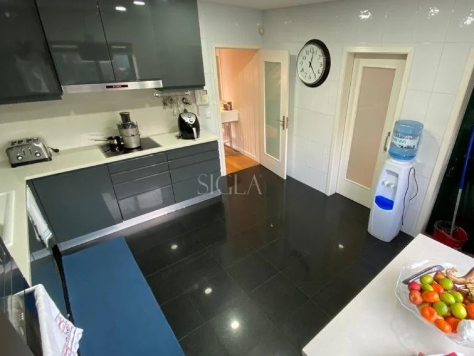 Moradia T4 para Venda em Canidelo Foto 7