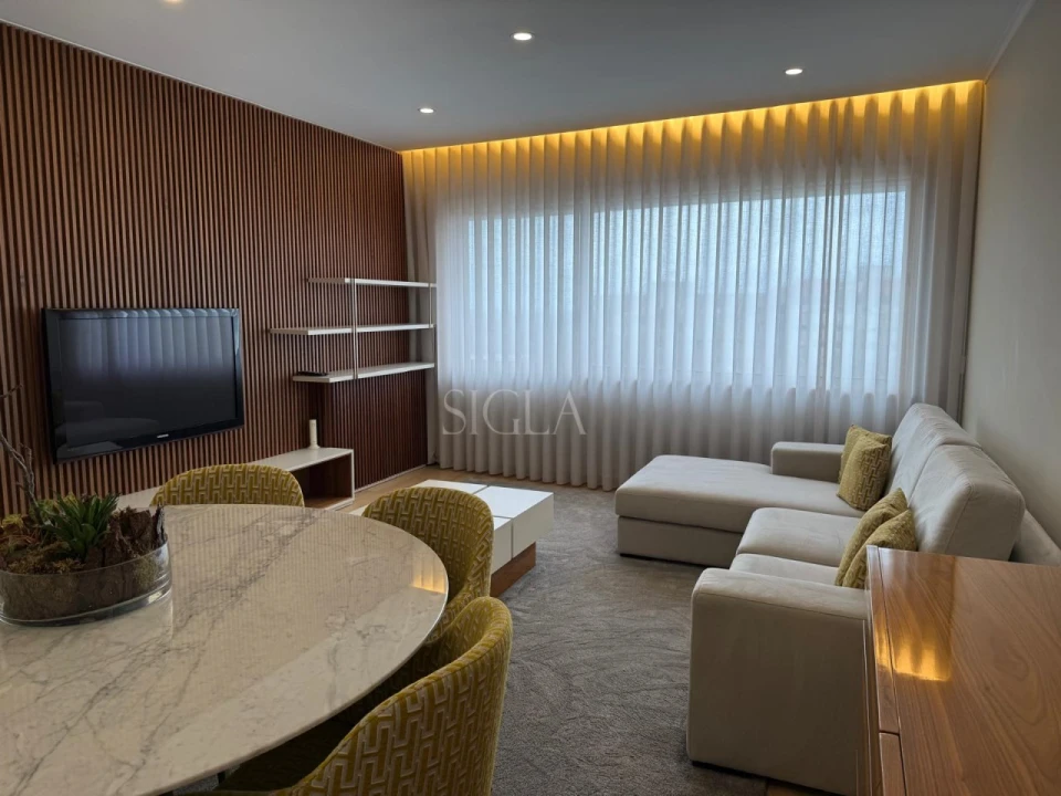 Apartamento T2 para Arrendamento em Santa Marinha e São Pedro da Afurada Foto 1