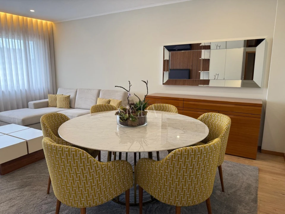 Apartamento T2 para Arrendamento em Santa Marinha e São Pedro da Afurada Foto 2