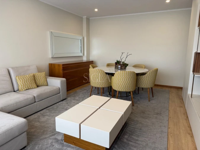 Apartamento T2 para Arrendamento em Santa Marinha e São Pedro da Afurada Foto 3