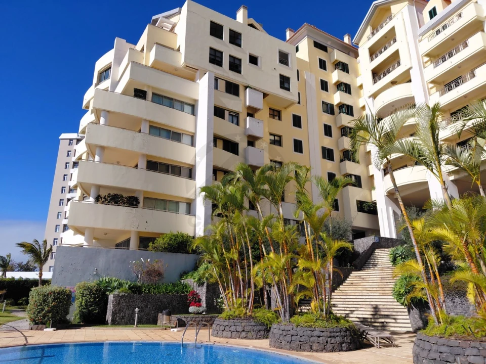 Apartamento T2 para Venda em São Martinho Foto 2