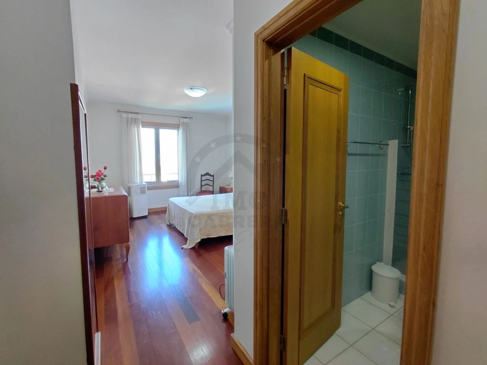 Apartamento T2 para Venda em São Martinho Foto 16