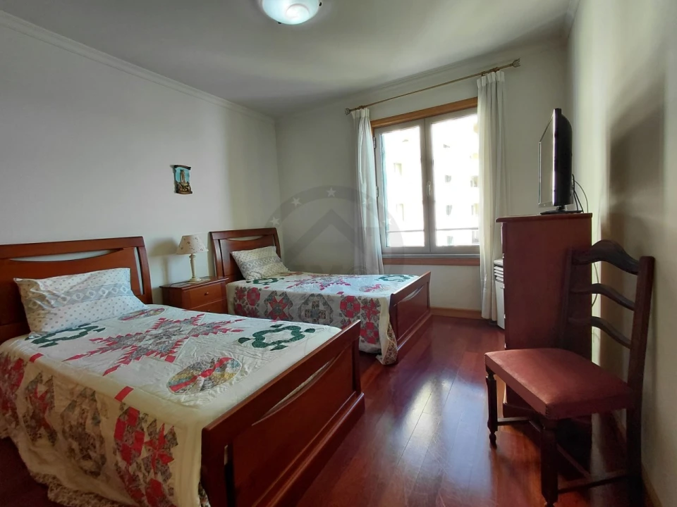 Apartamento T2 para Venda em São Martinho Foto 24