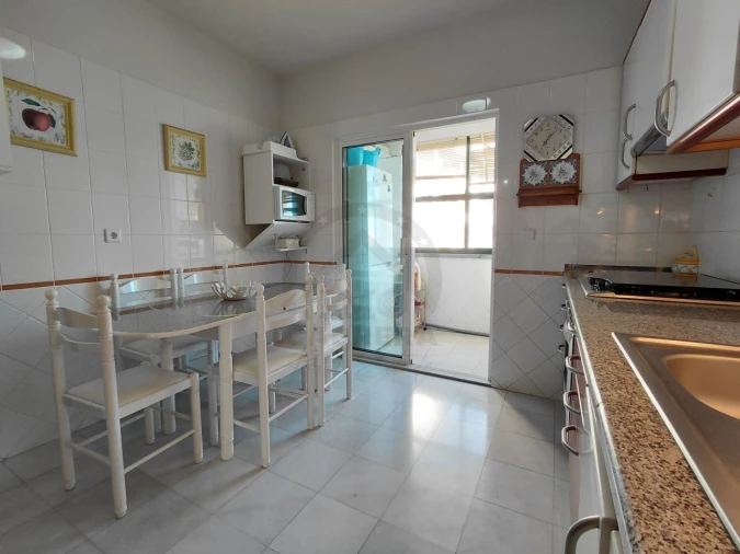 Apartamento T2 para Venda em São Martinho Foto 9