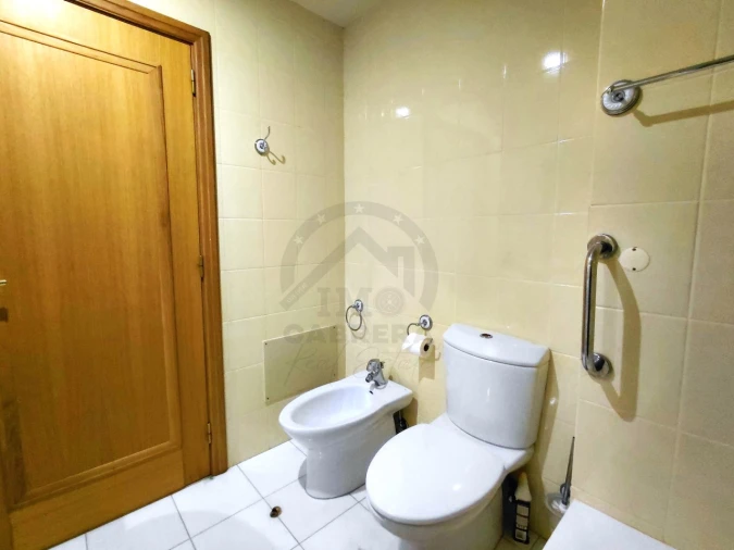 Apartamento T2 para Venda em São Martinho Foto 28