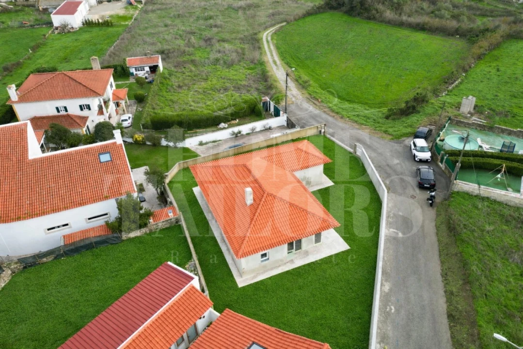 Moradia T3 para Venda em São João das Lampas e Terrugem Foto 7