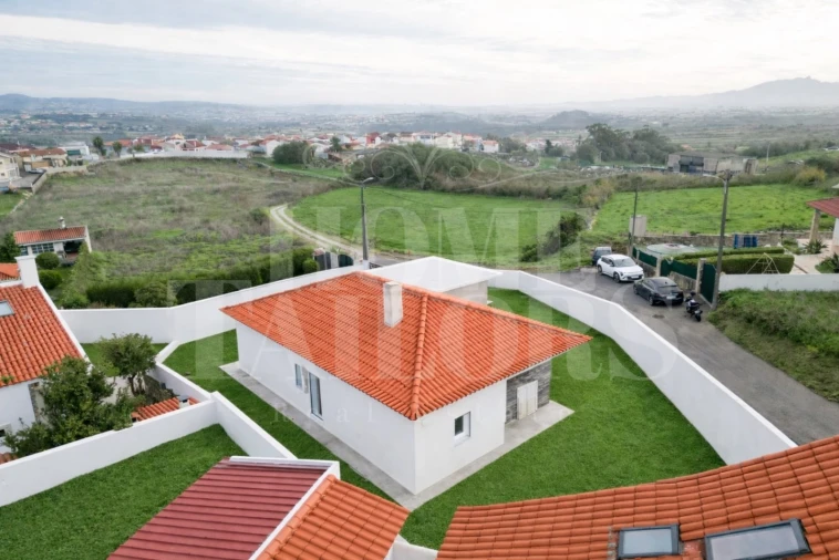 Moradia T3 para Venda em São João das Lampas e Terrugem Foto 1