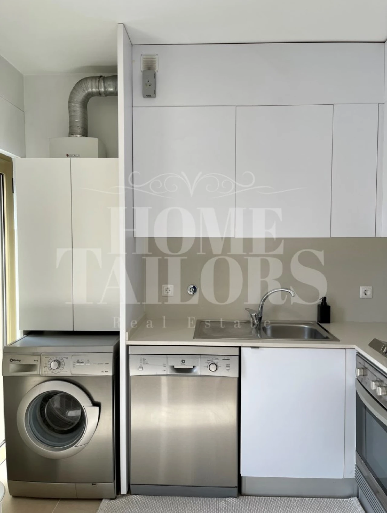 Apartamento T1 para Arrendamento em Avenidas Novas Foto 11