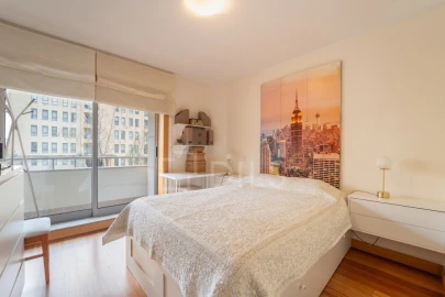 Apartamento T3 para Venda em Lordelo do Ouro e Massarelos