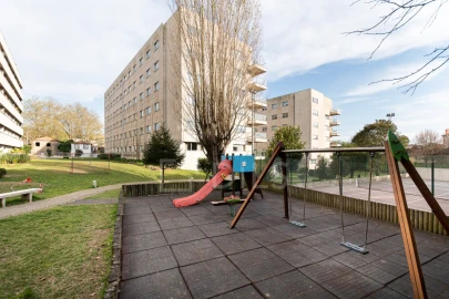 Apartamento T3 para Venda em Lordelo do Ouro e Massarelos