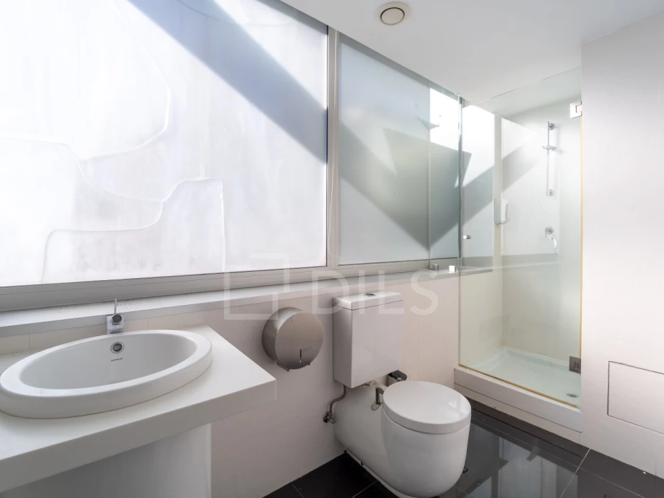 Loja para Arrendamento em Ramalde Foto 14